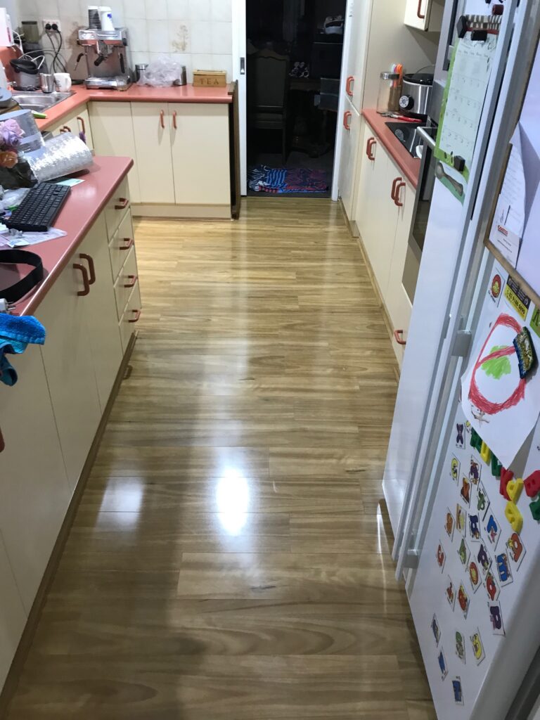 laminate flooring (13)