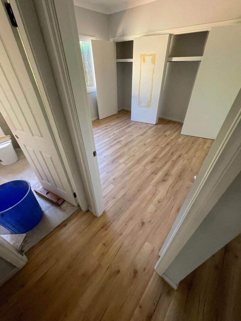 laminate flooring (24)