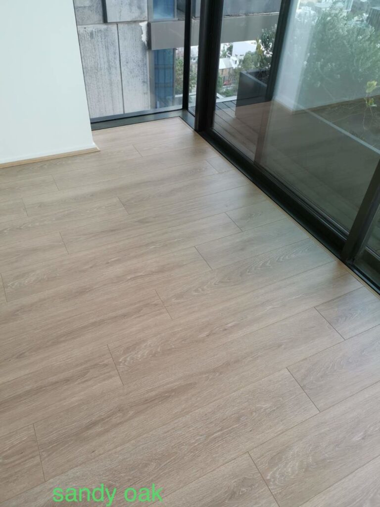 laminate flooring (32)