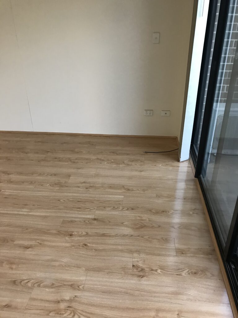laminate flooring (35)